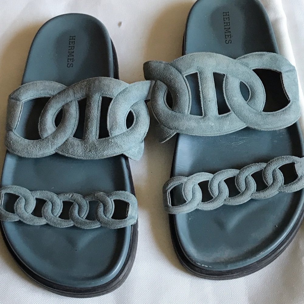 Hermes leather EXTRA SANDAL IN GREAT CONDITION. READY FOR SUMMER
